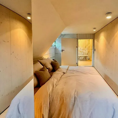 Historic Timber House In Zittau Mountains Semesterbostad