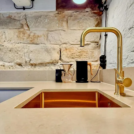 Historic Timber House In Zittau Mountains غروسشوناو