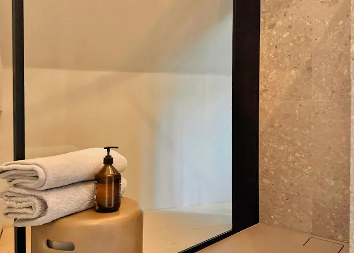 Historic Timber House In Zittau Mountains بيت للعطل *